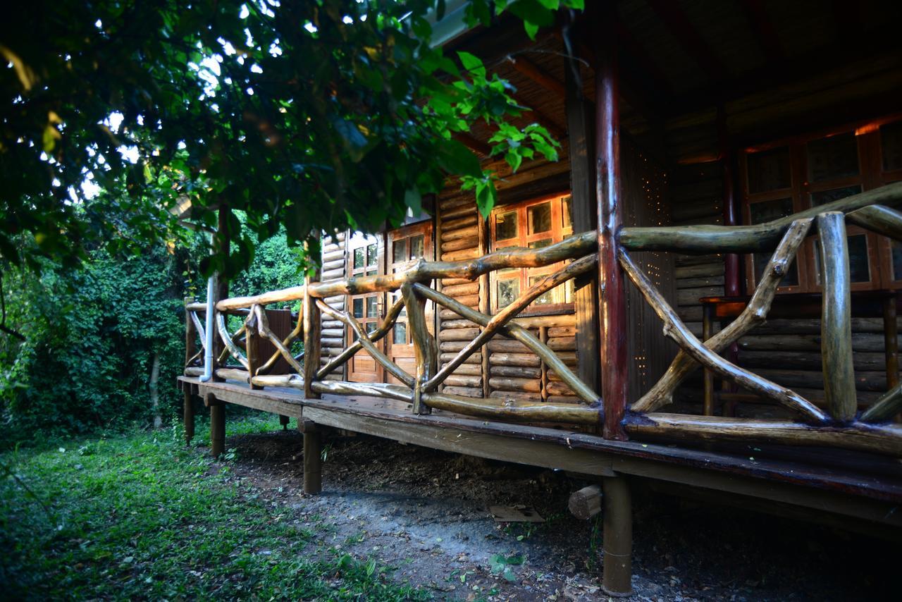 Mukono Town Serenada Eco Resort מראה חיצוני תמונה